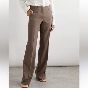 Women's Classic Tan Trousers